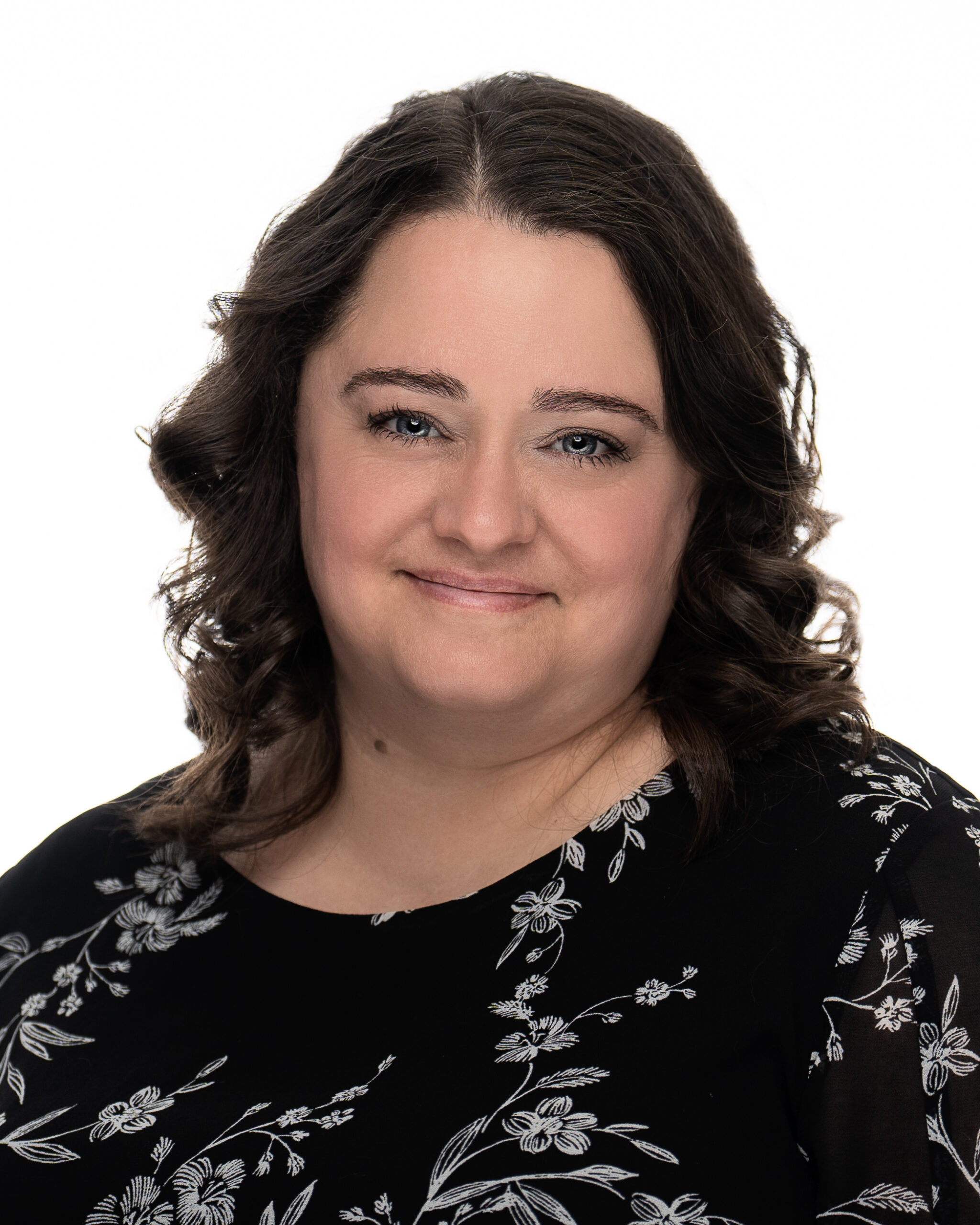 Rosanna, founder and designer at Flutterby Creatives